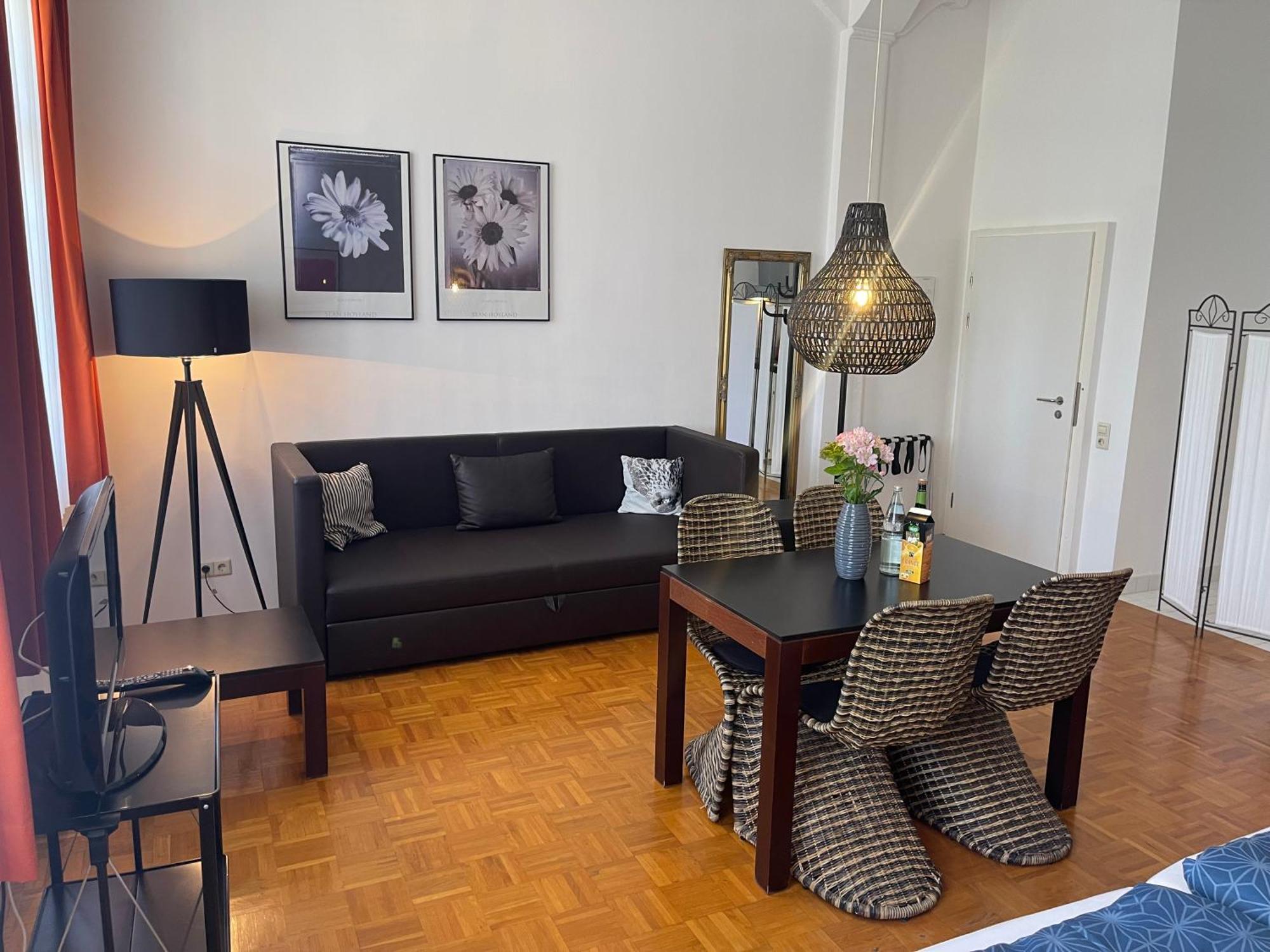 Whliving - Apartments & Studios In คอนสตานซ์ ภายนอก รูปภาพ